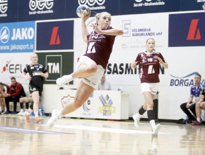 Perla Ruth Albertsdóttir.