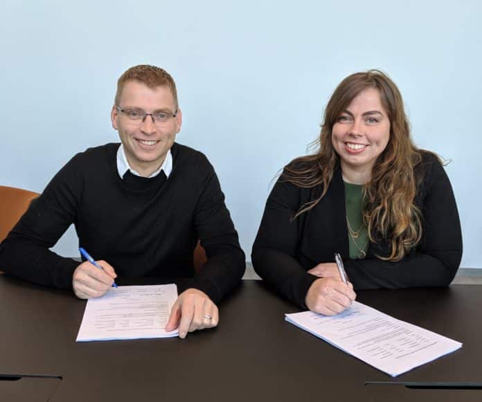 Undirritun - Auður og Erling