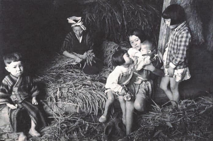 Village Children, 1961_ljósm.Teisuke Chiba