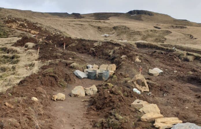 Göngustígar við Skógafoss