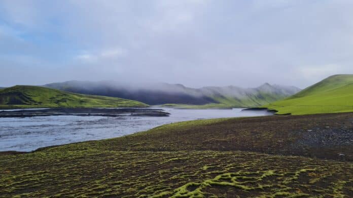 Skaftá við Sveinstind
