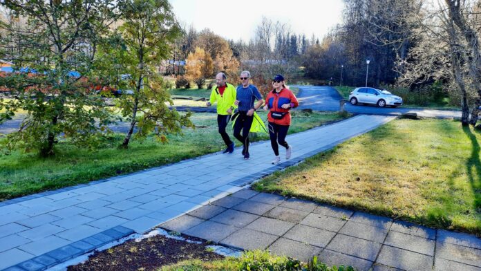 Hlaupið í mark á Sólheimum