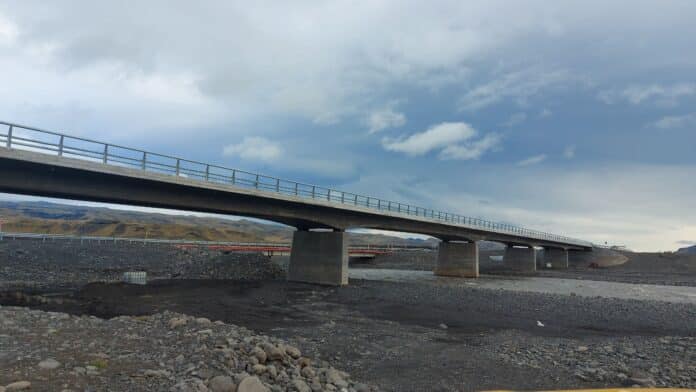 Nýja brúin á Sólheimasandi. Ljósmynd/Vegagerðin