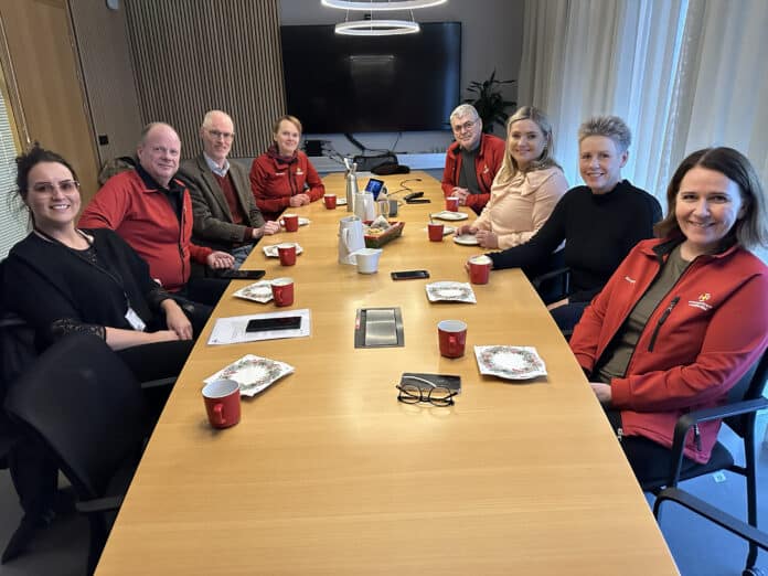 Samkomulagið var staðfesti í húsakynnum Slysavarnafélagsins Landsbjargar. Ljósmynd/Aðsend
