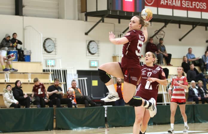 Perla Ruth Albertsdóttir