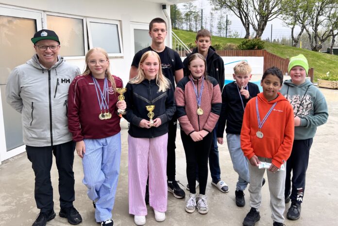 Sigurlið Umf. Selfoss á héraðsmótinu í sundi. Ljósmynd/Laufey Sif Lárusdóttir