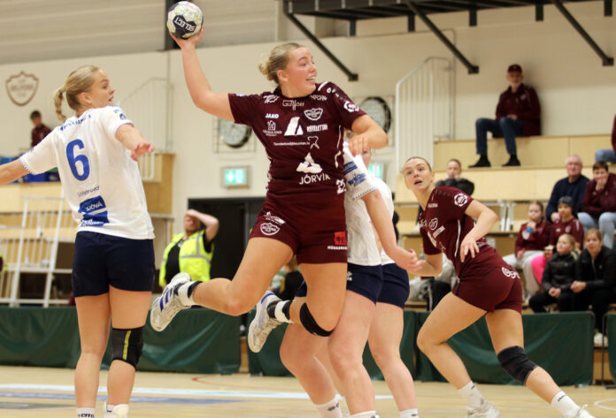 Emelía Ósk Aðalsteinsdóttir