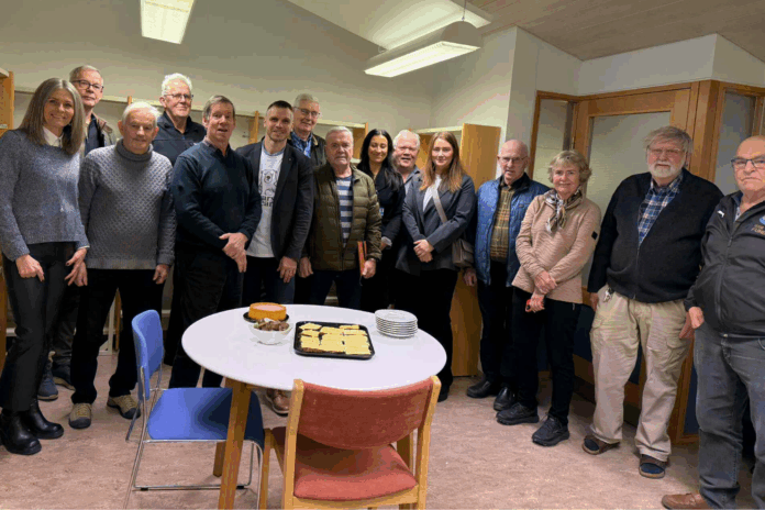 karlar-i-uppsolum-30-x-20-cm-