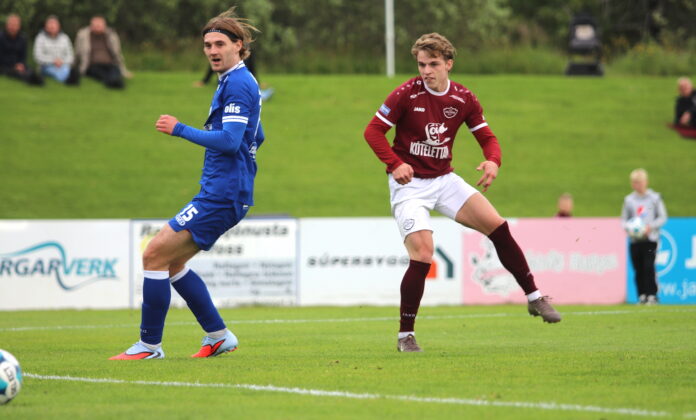 Aron Lucas Vokes (1)