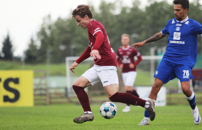 Aron Lucas Vokes 2