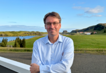 Morgunhani í vinnunni en síðastur heim á Þjóðhátíð