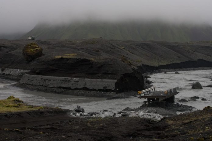 279047_10150240885301032_582771031_7719909_7504227_o_440780368