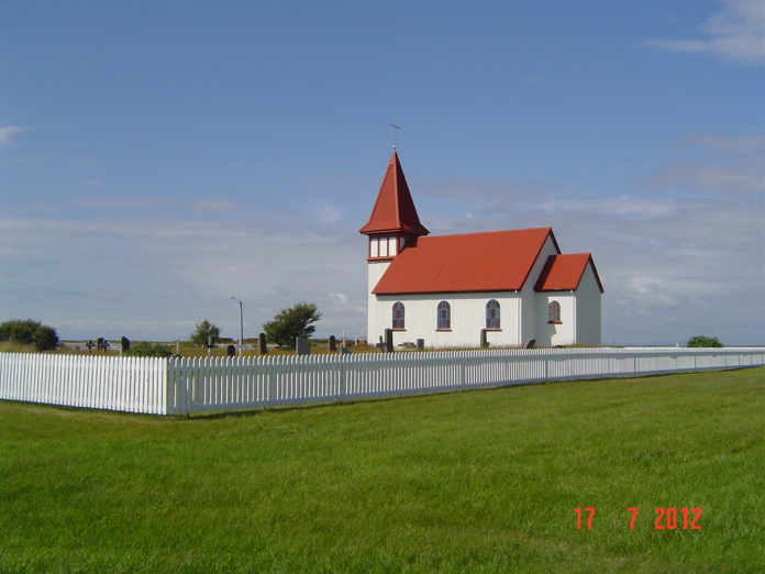 Akureyjarkirkja_hj_965911201