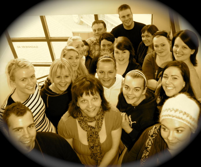 Songnemendur_Tonsmidju_vor_2010_564471933