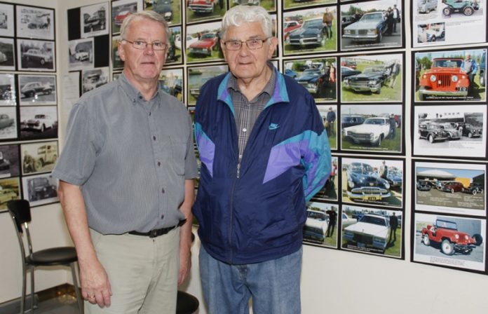 Sverrir_b__lasali_og_Bj__ssi_rak_866234449