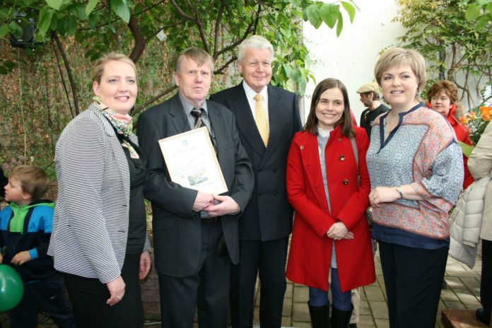 Umhverfisvi__urkenning_947617775