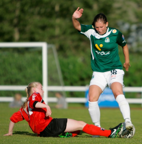 arna_omarsdottir2011hb_947017513