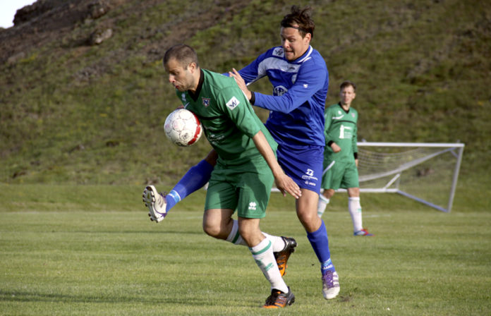 aron_mar_smarason100712gk_964449183