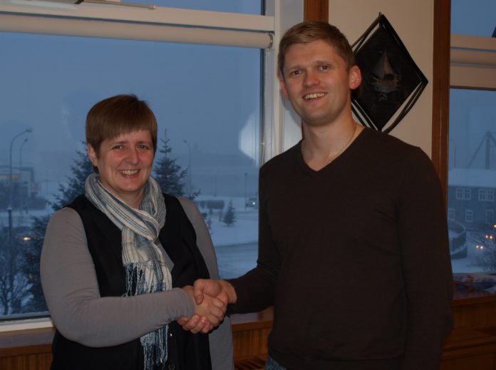 asta_gretar_undirskrift2012_781263891