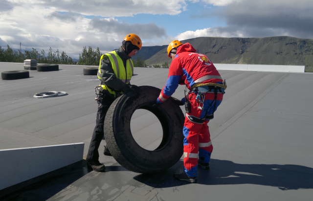 bjorgun_mast050714ss_700642973