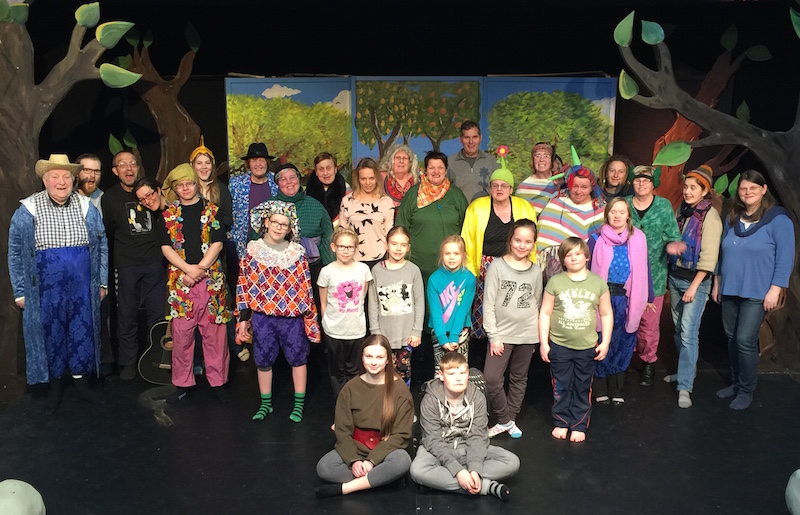 blidfinnur_leikfelag_solheima2015_453999281