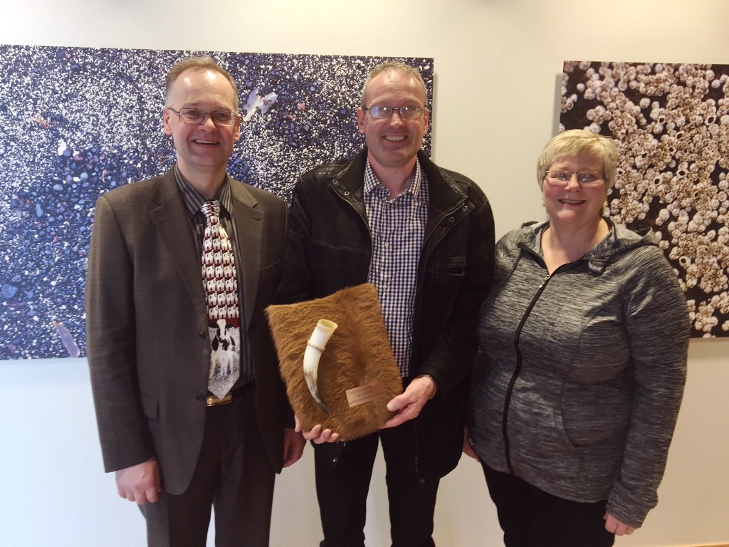 brydjuholt2016naut_427923839