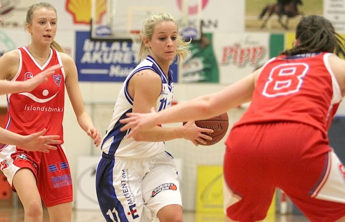 chelsieschweers290114gk_394483498