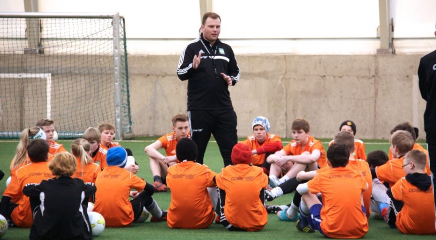 coerver_coaching_539875318