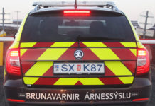 Eldur í snjómoksturstæki