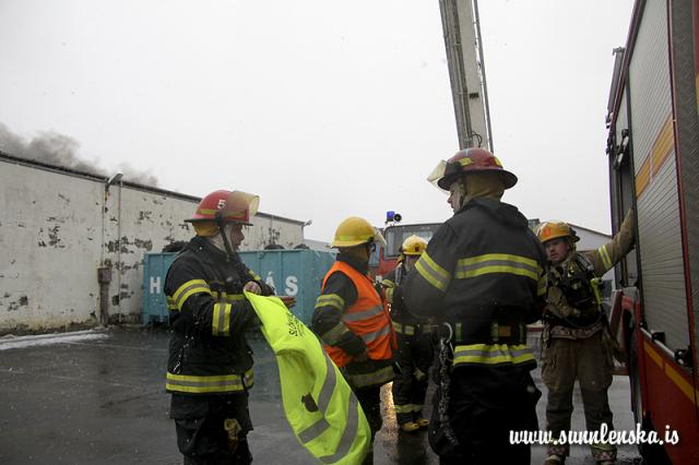 eldur_set_hvg140312gk_160359075