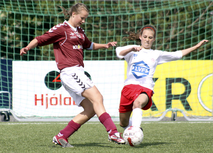 eva_lind20107gk_369228224