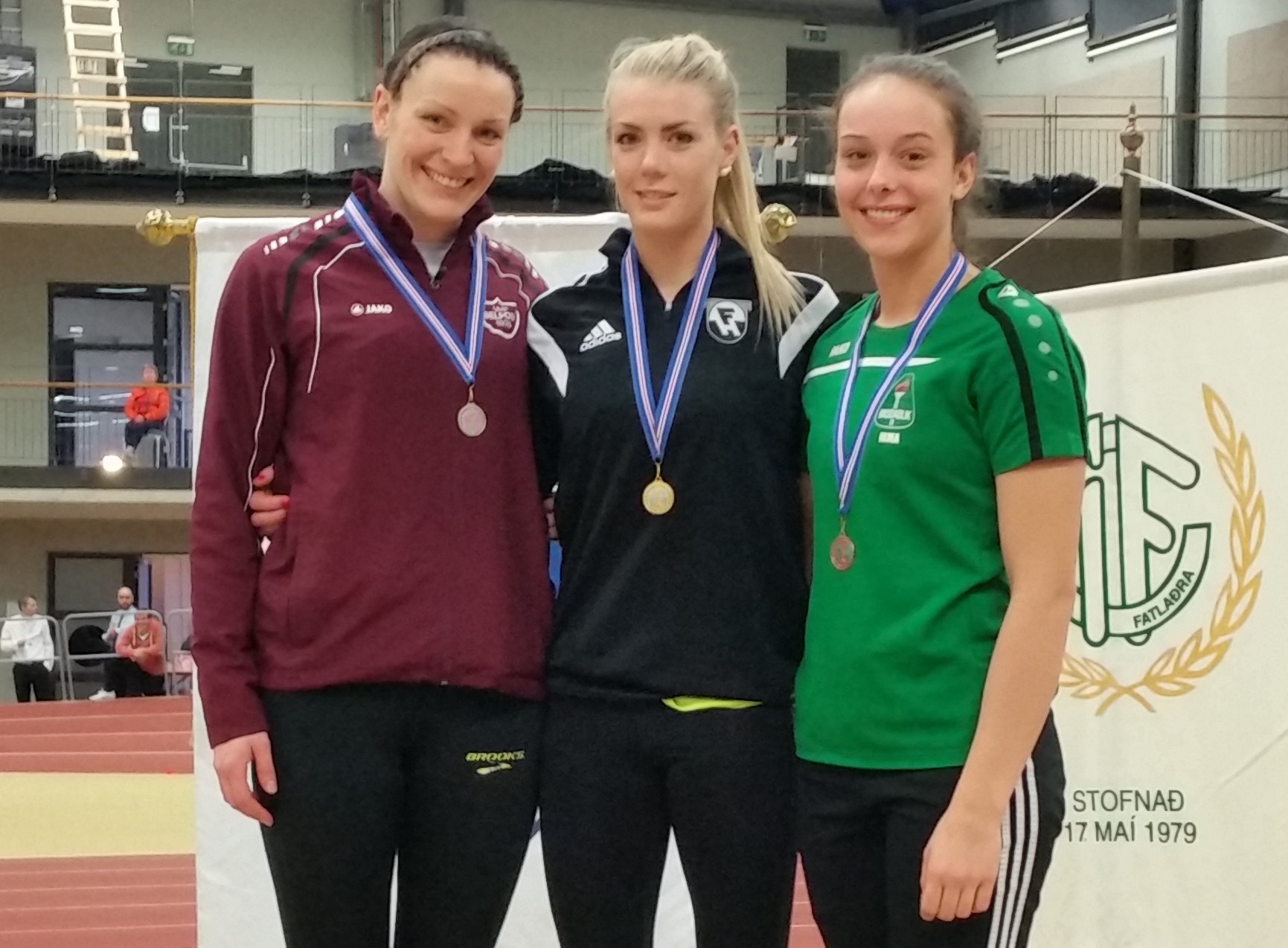 fjola_signyMIinni2016_198294703