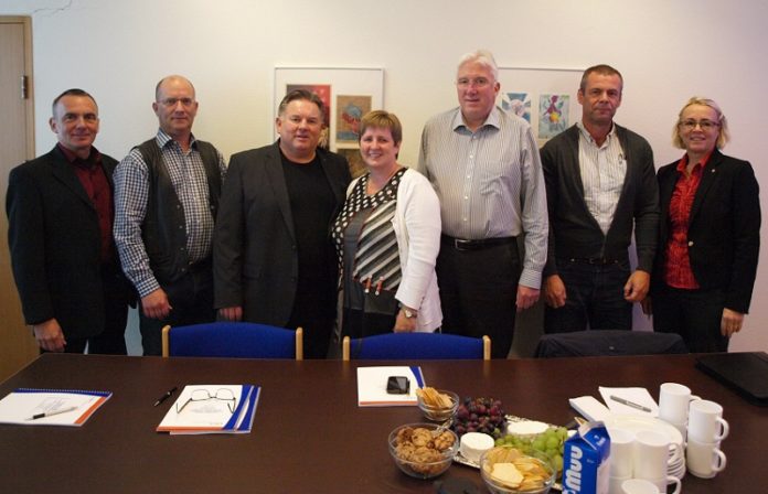 fsu_undirritun_verknams2014_819033183