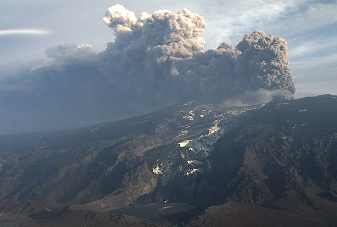 gigjokull_thorolfsfell080510voda_427547091