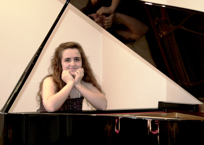 glodis_gudmundsdottir_piano_815441829