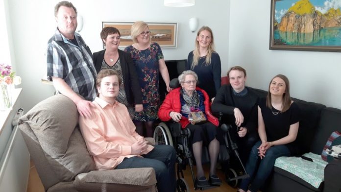 helga_einarsdottir_vinaminni_706715696