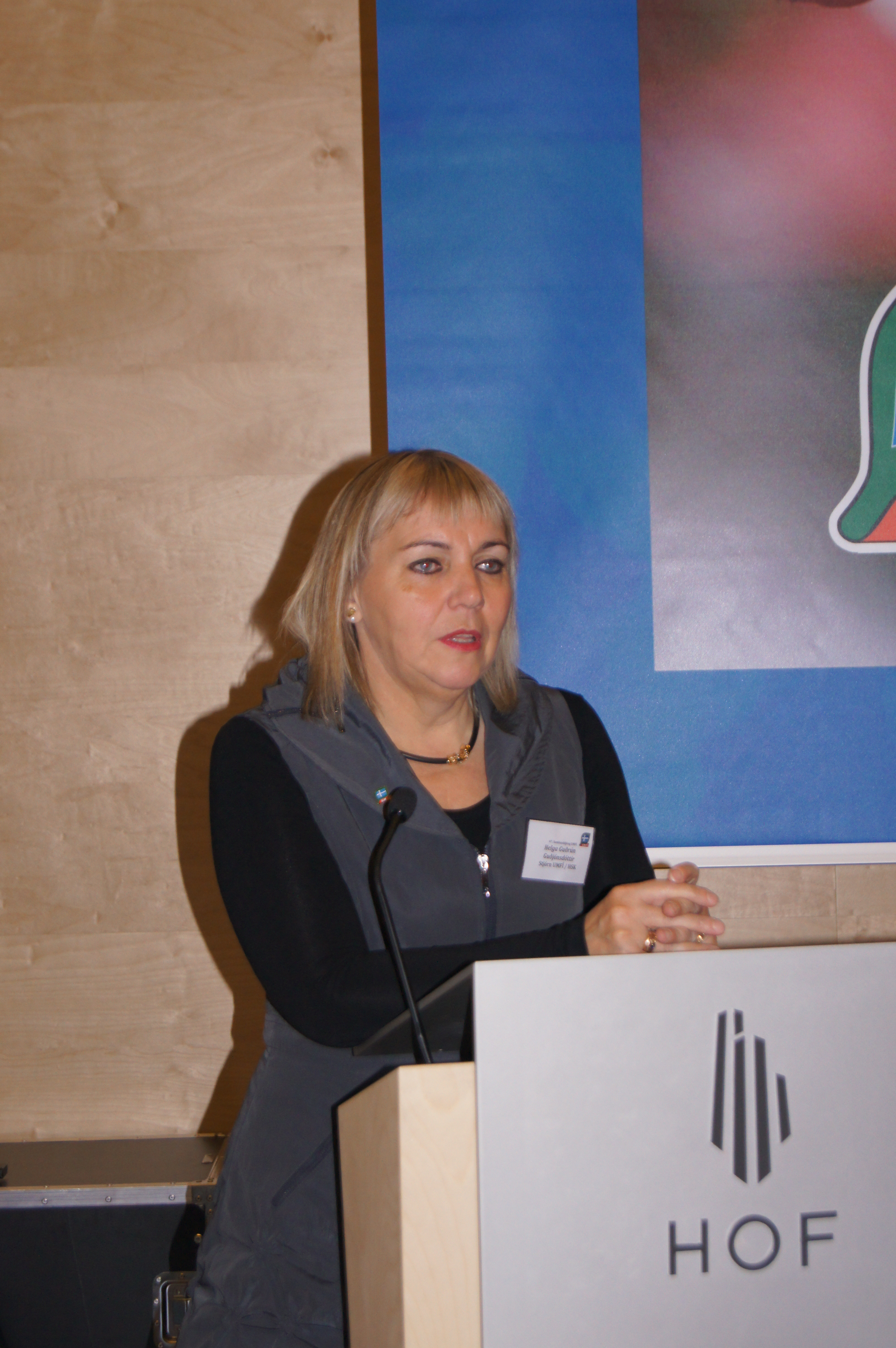 helga_endurkjorin2011umfi_101274113