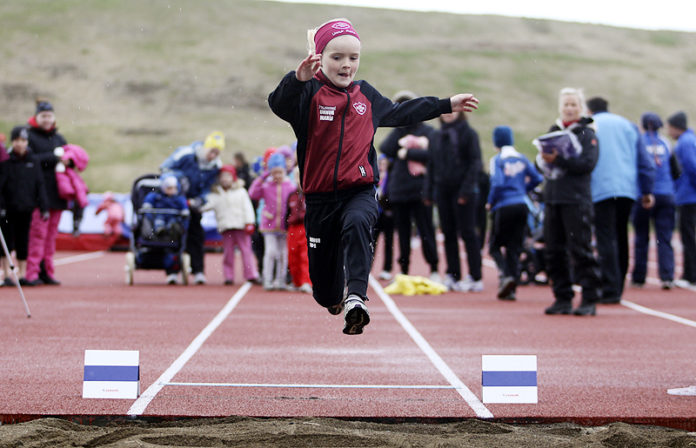 heradsleikarhsk110611gk_195137466