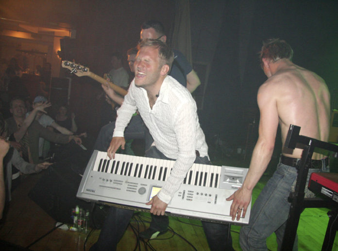 i_svortum_fotum2010_364891826