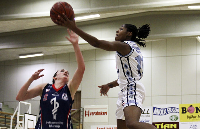 jaleesa_butler220111gk_168545810