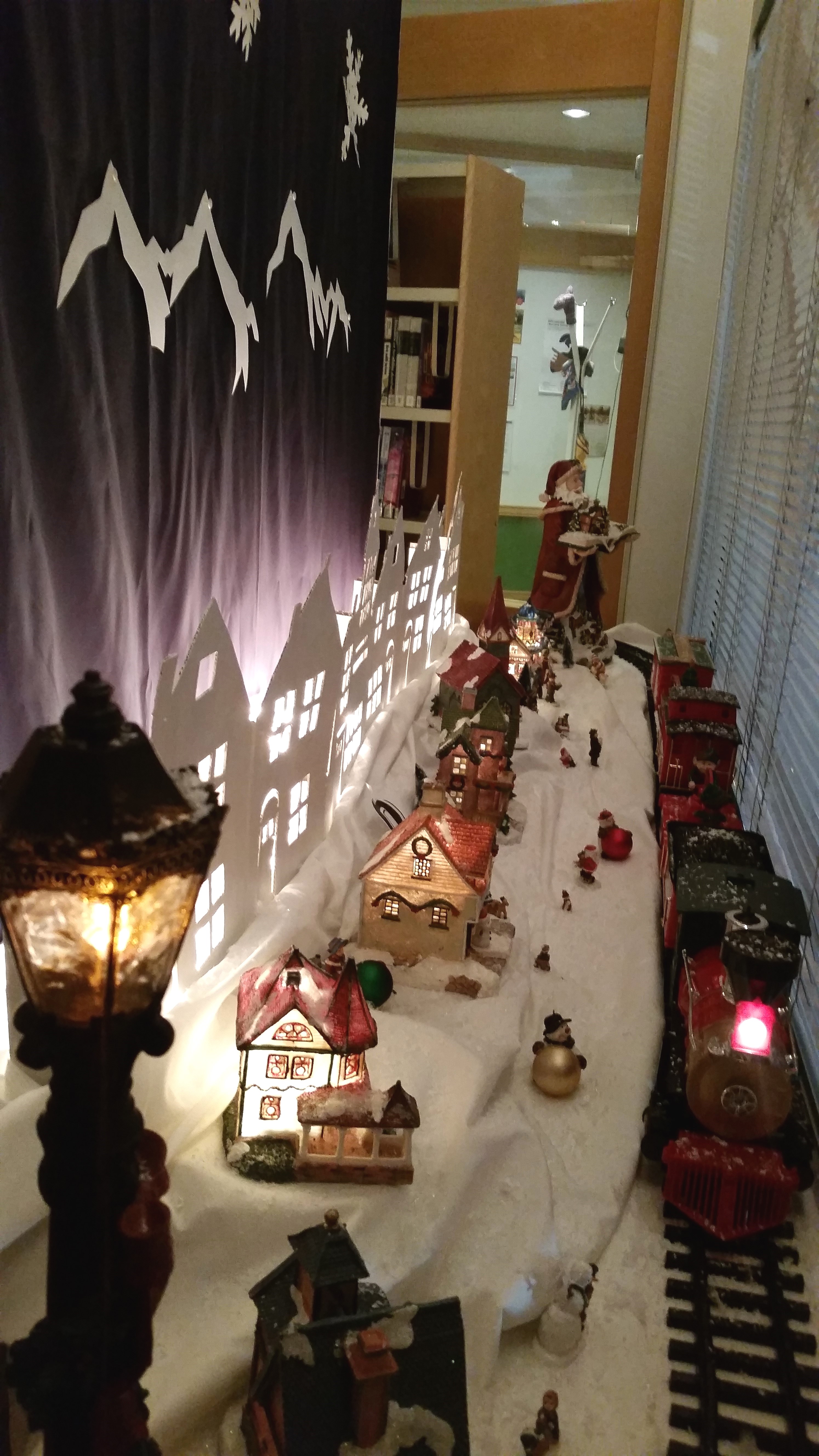 jolagluggi_bokas011215_672640659