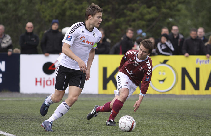 jon_sveins20108gk_193515151