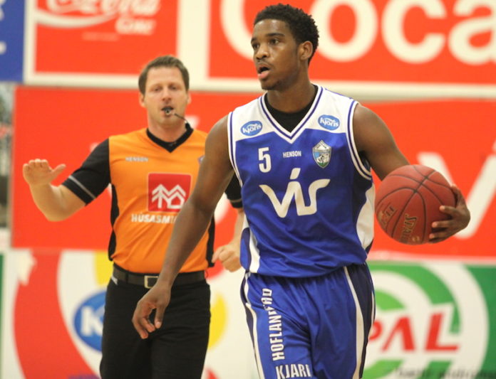 julian_nelson2231014gk_242202907