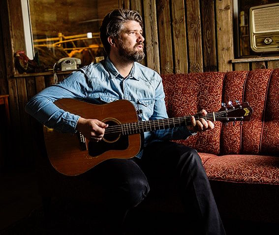 karl_hallgrimsson_cover_ivar_saeland_239780813