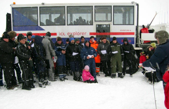 karlakor_kjalnesinga_skjaldbreid2011_519463557