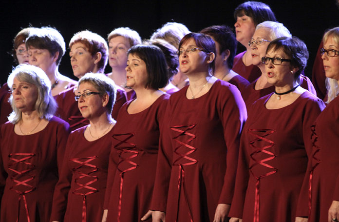 kvennakor_akureyrar300411gk_208593660