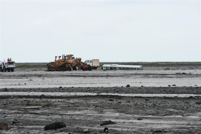 mulakvisl120711sighj_862568031