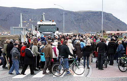 olfusarbru_motmaeli_775485952