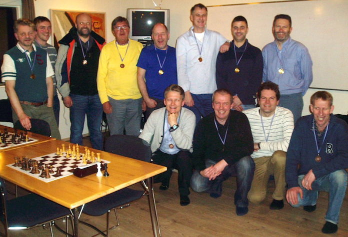 skak_HSK2014_947439220