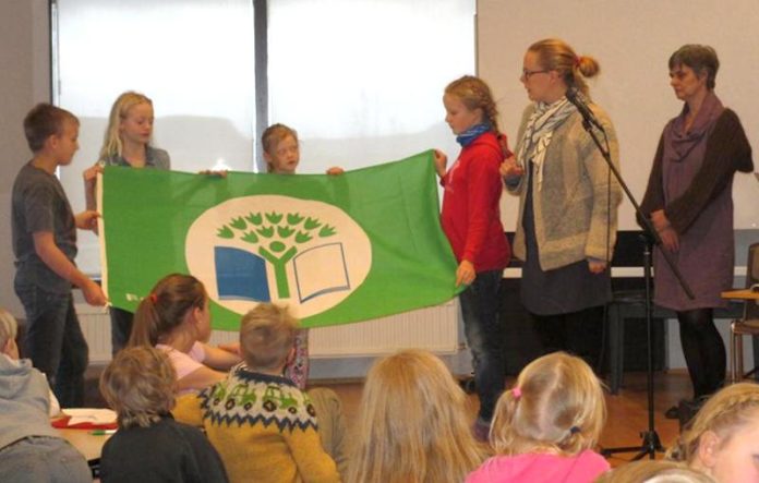 thjorsarskoli_graenfani2014_753352606